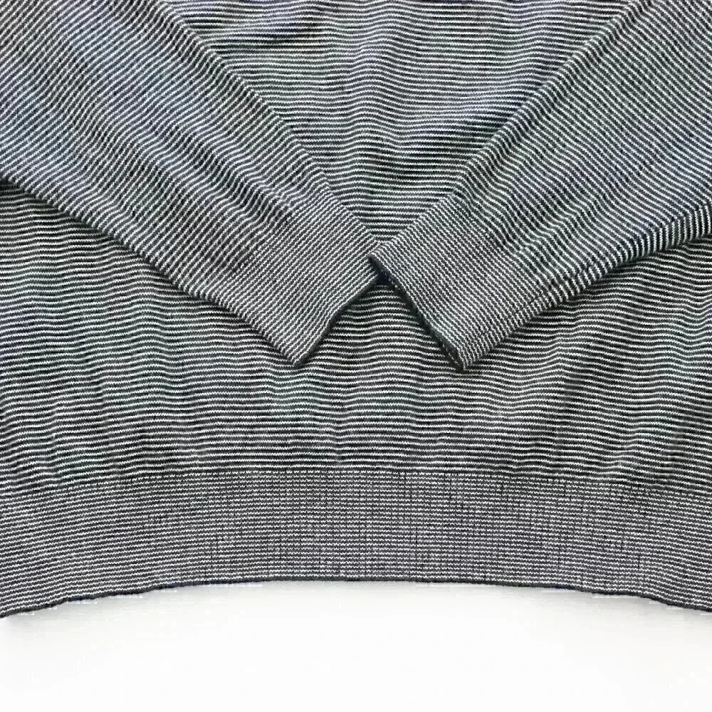 Bobby Jones Men's Medium Cashmere Blend Black White Striped V-Neck Sweater